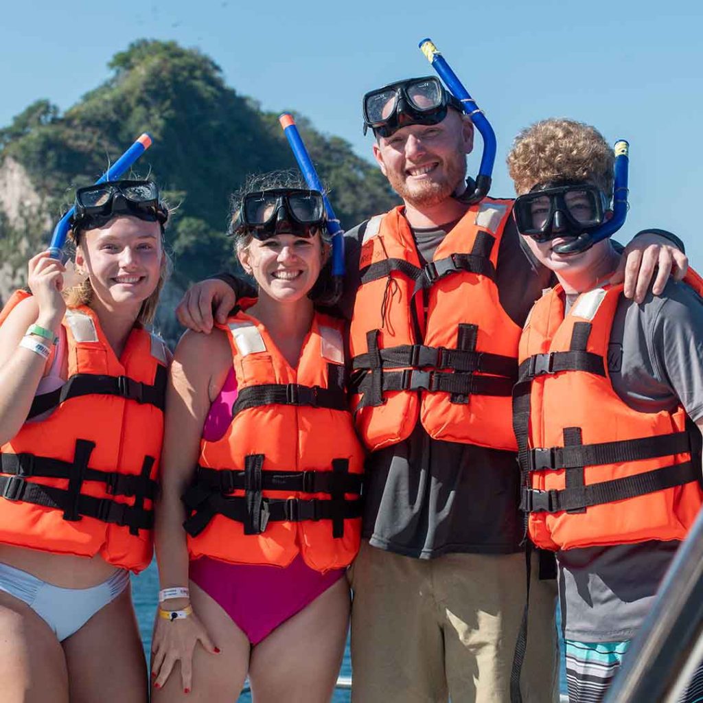 Canuwa II: Puerto Vallarta Catamaran charter