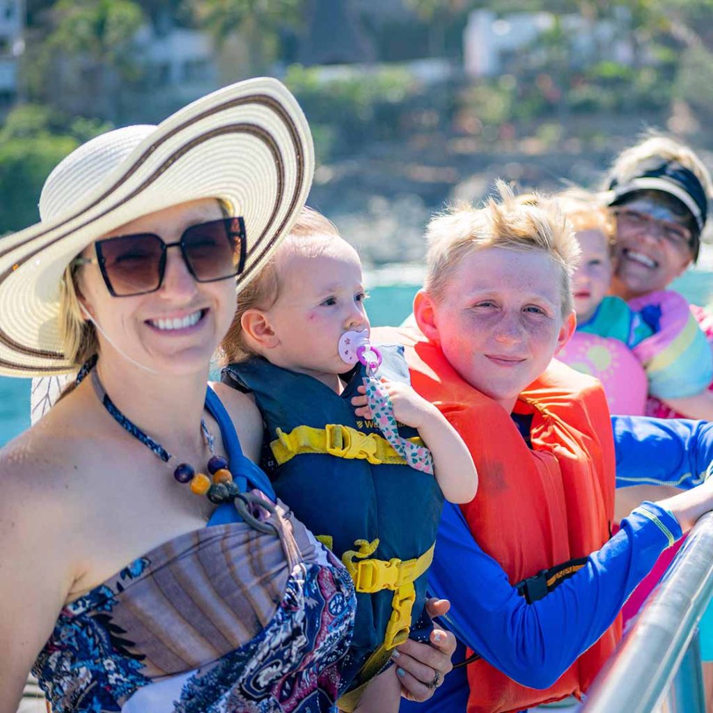 Canuwa II: Puerto Vallarta Catamaran charter