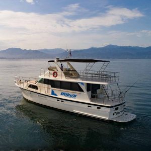 Florero 58 ft Yacht Charter Puerto Vallarta