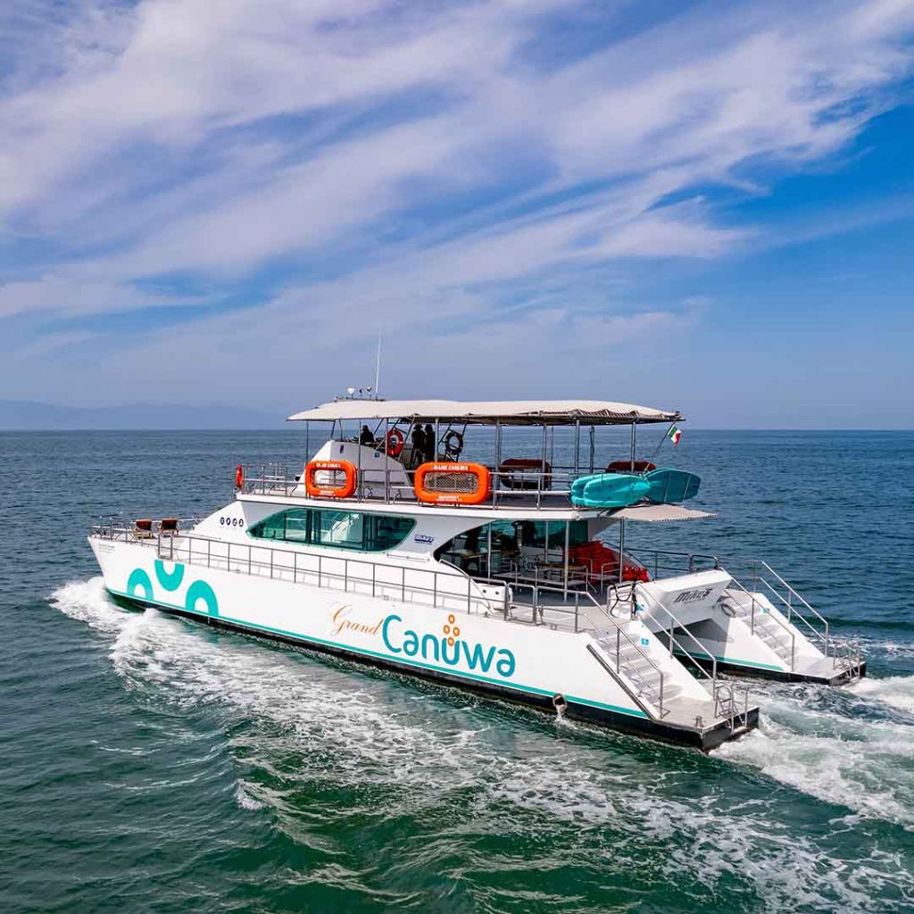 Gran Canuwa: Puerto Vallarta Catamaran charter