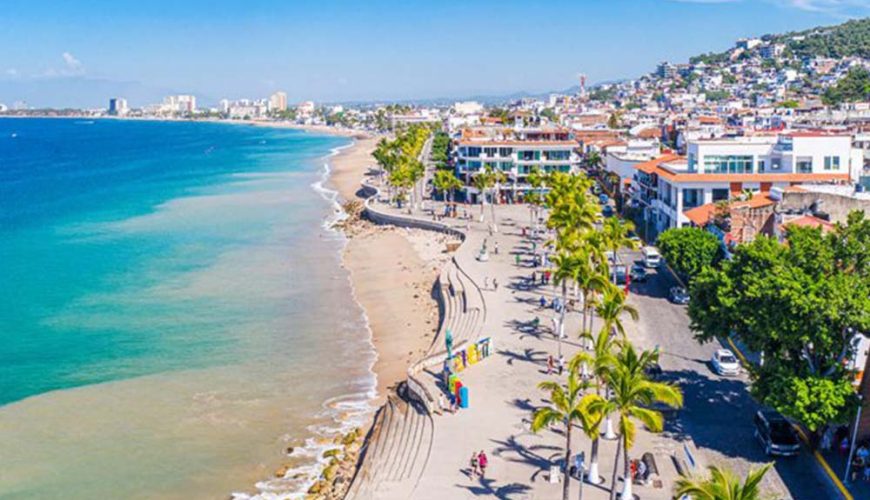 Where to Drink in Puerto Vallarta: 8 Top Bars for Your 2025 Visit