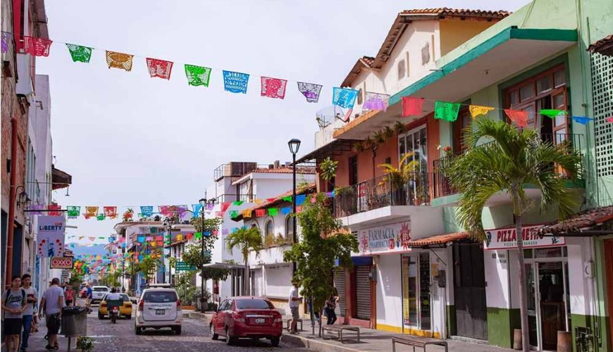 Puerto Vallarta Art: A Visitor’s Guide