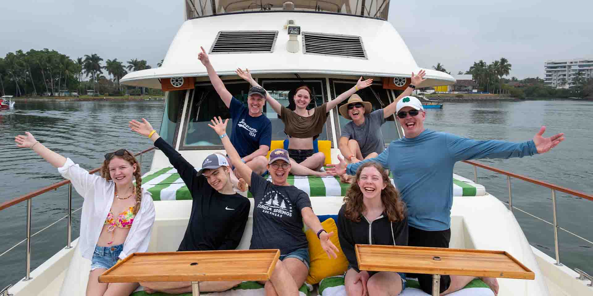 Private Yacht Charters In Puerto Vallarta