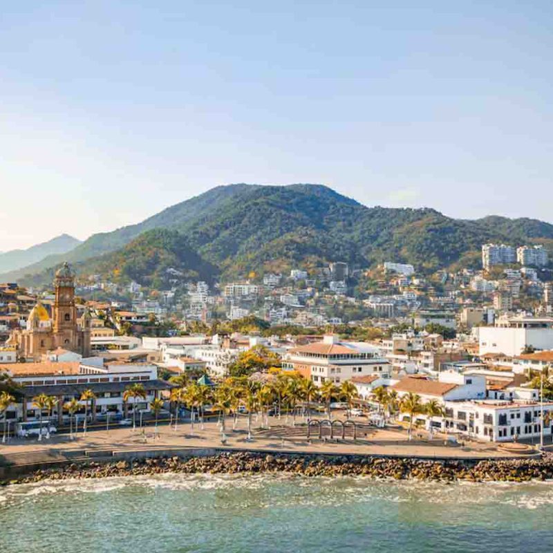 Solo en el Paraíso: Descubre lo mejor de Puerto Vallarta por tu cuenta