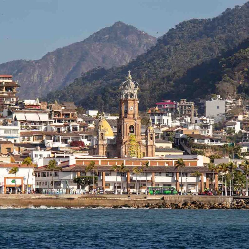 Beaches to visit by yacht in Puerto Vallarta